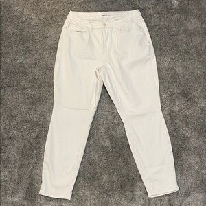 EC Judy Blue Boyfriend Fit White Jeans - Size 14W